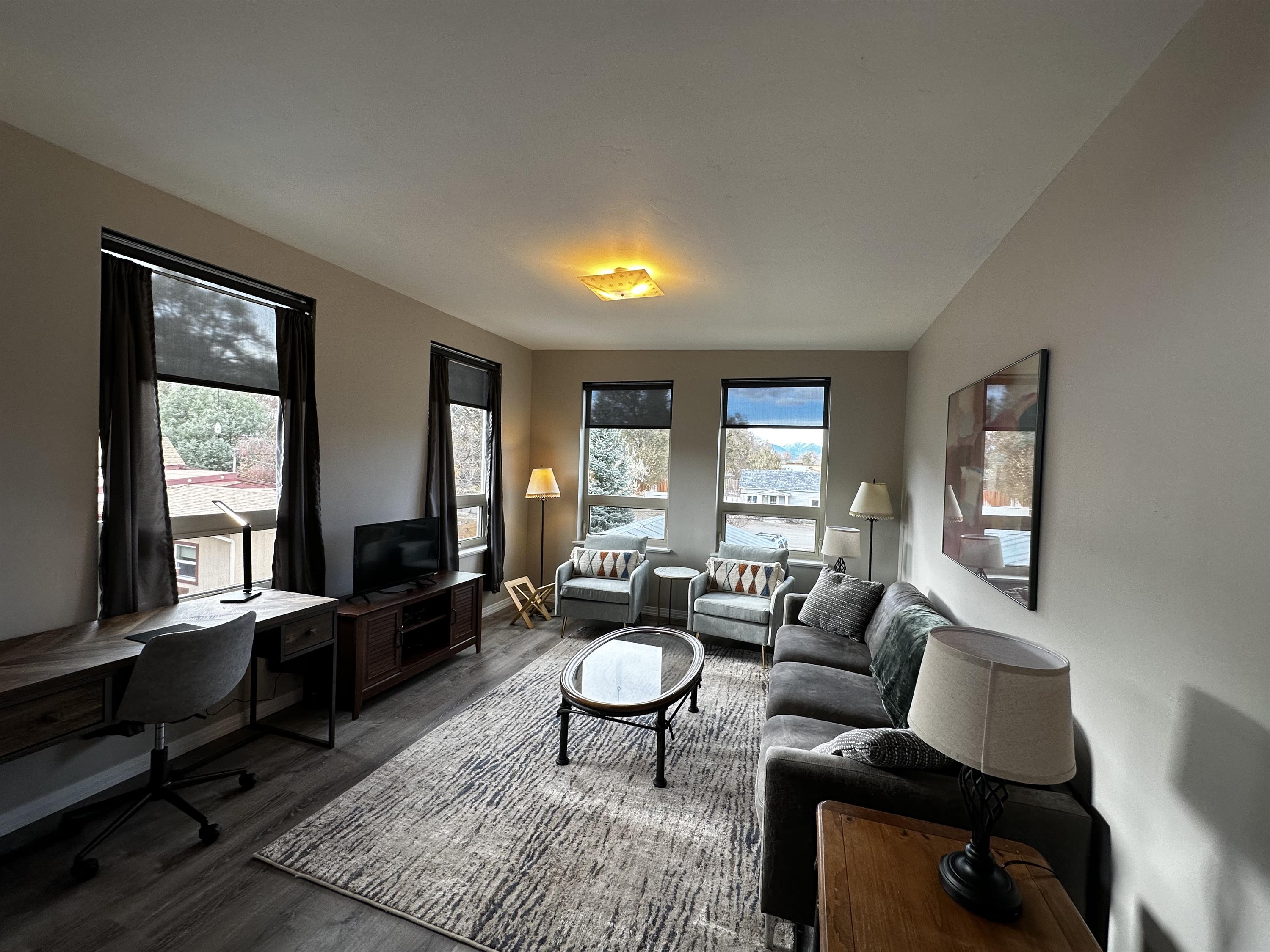 434 1/2 West 3rd Street - 1